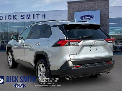 Used 2025 Toyota RAV4 XLE FWD image 4