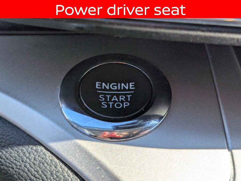 Used 2022 Ford Explorer XLT w/ Equipment Group 202A RWD image 21