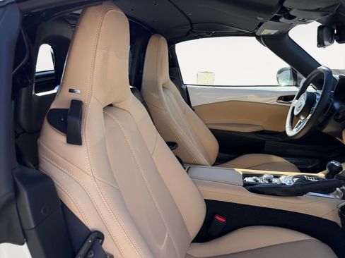 New 2026 MAZDA MX-5 Miata RF Grand Touring w/ Weather Package image 18