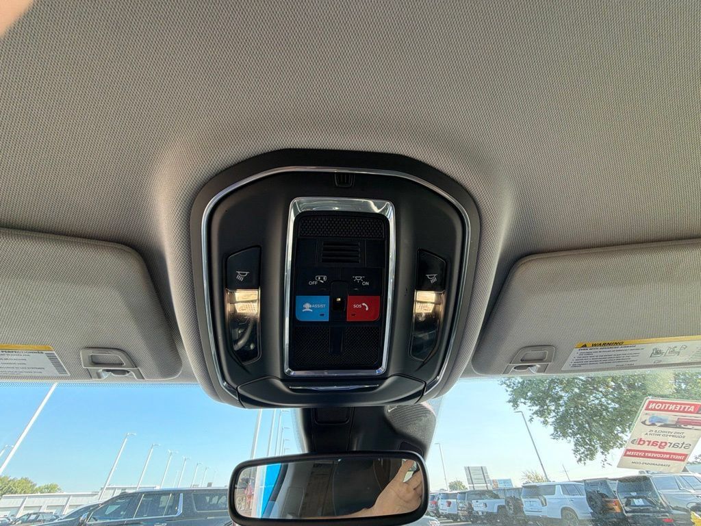 Used 2023 Jeep Grand Cherokee L Laredo AWD/4WD image 29