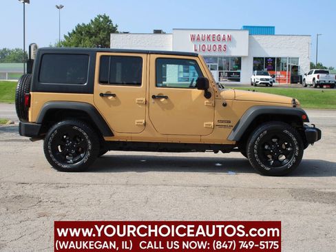 Used 2013 Jeep Wrangler Unlimited Sport image 4