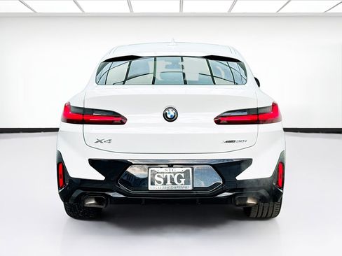 Used 2023 BMW X4 xDrive30i w/ M Sport Package image 5