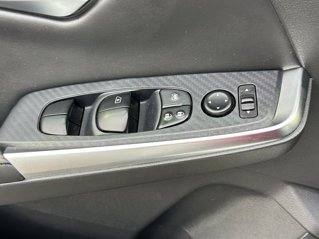 Certified 2023 Nissan Sentra SR FWD image 19