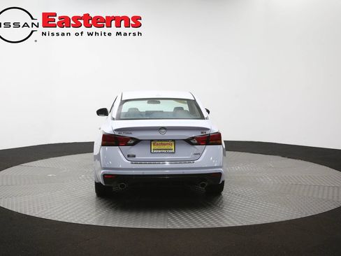 Used 2023 Nissan Altima 2.5 SR w/ SR Premium Package AWD/4WD image 35