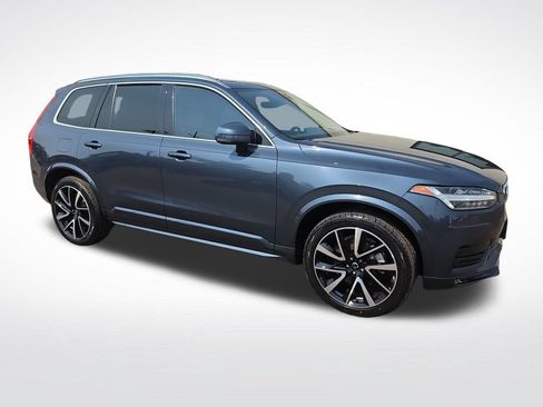 Used 2020 Volvo XC90 T6 Momentum AWD/4WD image 6