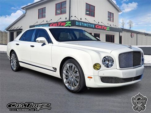 Used 2014 Bentley Mulsanne image 1