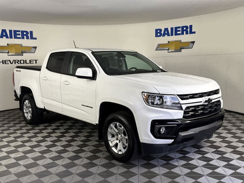 Used 2022 Chevrolet Colorado LT w/ LT Convenience Package image 7