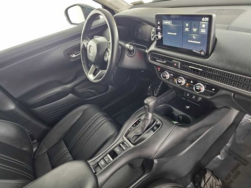 Used 2026 Honda HR-V EX-L image 11