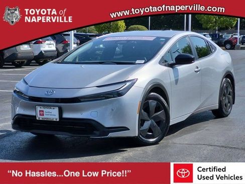 Certified 2025 Toyota Prius LE FWD image 1