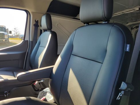 New 2026 Ford Transit 150 Low Roof RWD image 18