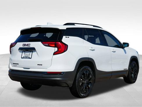 Used 2021 GMC Terrain SLE w/ Driver Convenience Package image 8