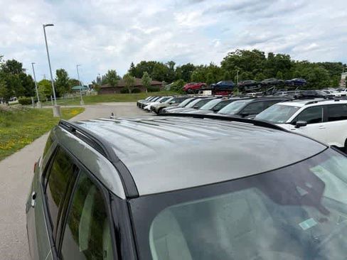 Used 2020 Ford Explorer XLT w/ Equipment Group 202A AWD/4WD image 8