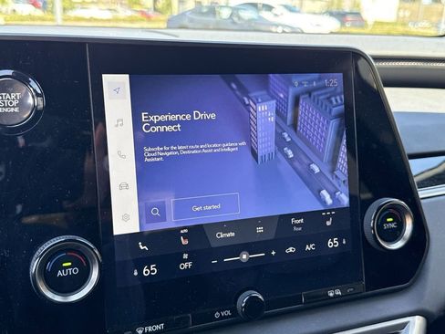 Used 2025 Lexus RX 350 350 w/ Technology Package image 22