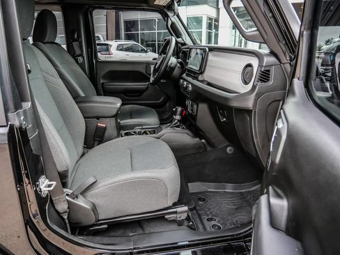 Used 2025 Jeep Wrangler Sport AWD/4WD image 67