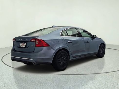Used 2017 Volvo S60 T5 Inscription Platinum FWD image 6