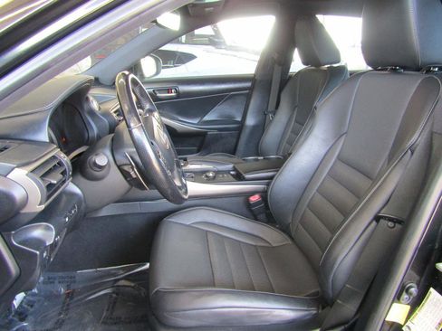 Used 2017 Lexus IS 200t F Sport w/ F Sport Package RWD image 9