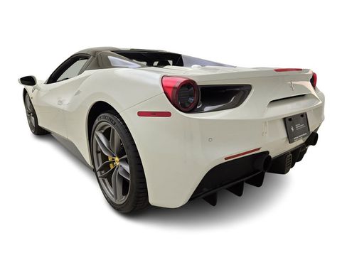 Used 2018 Ferrari 488 Spider image 11