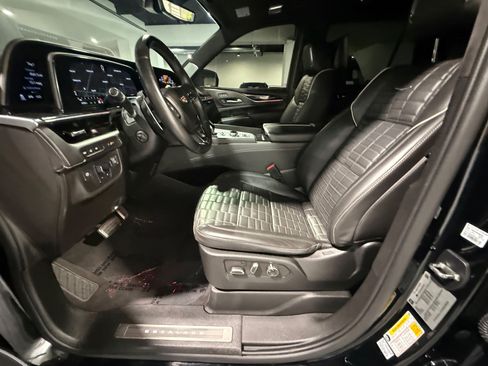 Used 2023 Cadillac Escalade V w/ LPO, ONYX Package AWD/4WD image 26