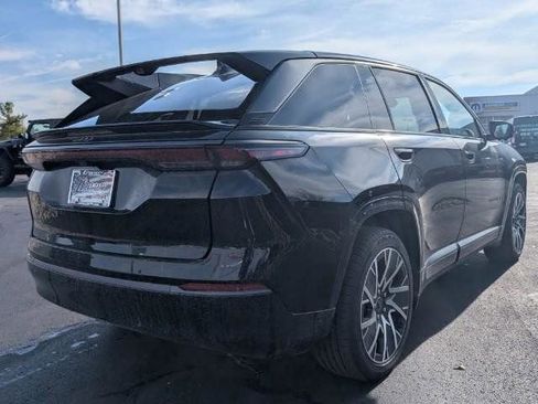 New 2025 Jeep Wagoneer S Limited w/ Comfort Package image 3