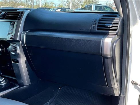 Used 2021 Toyota 4Runner SR5 Premium w/ Moonroof Package image 15