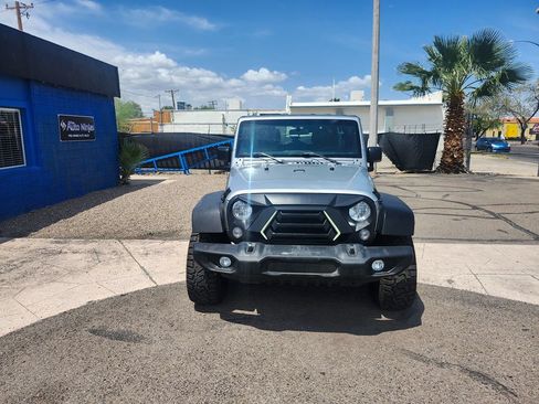 Used 2015 Jeep Wrangler Unlimited Sport AWD/4WD image 6