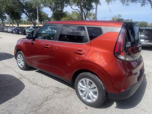 Used 2023 Kia Soul LX FWD image 4