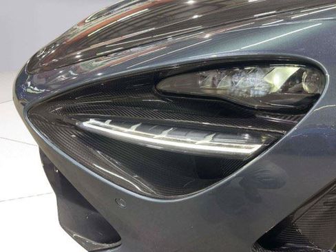 Used 2018 McLaren 720S RWD image 27