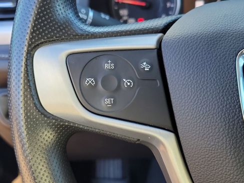 Certified 2023 GMC Acadia SLE image 22