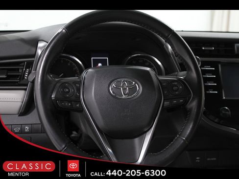 Used 2019 Toyota Camry L image 7