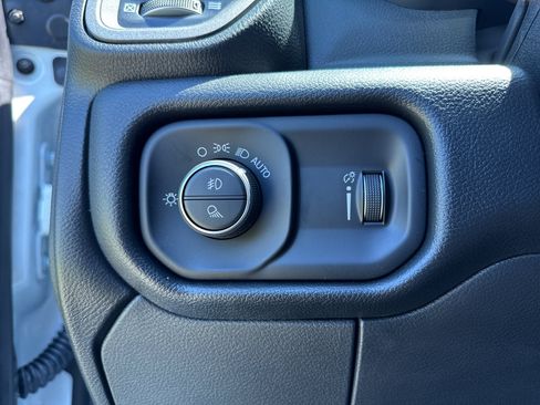 New 2026 RAM 2500 Tradesman AWD/4WD image 28