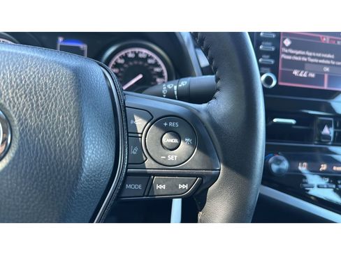 Used 2024 Toyota Camry SE FWD image 23