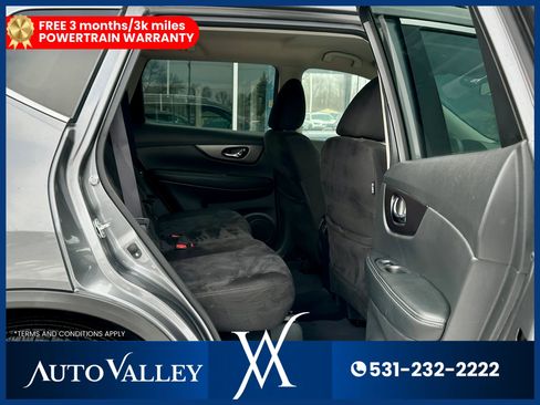 Used 2015 Nissan Rogue SV image 24