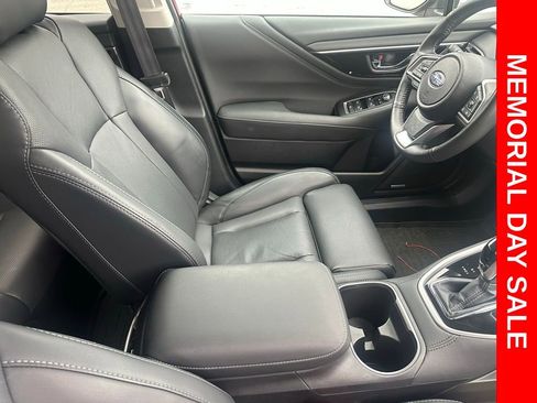 Used 2025 Subaru Outback Limited AWD/4WD image 16
