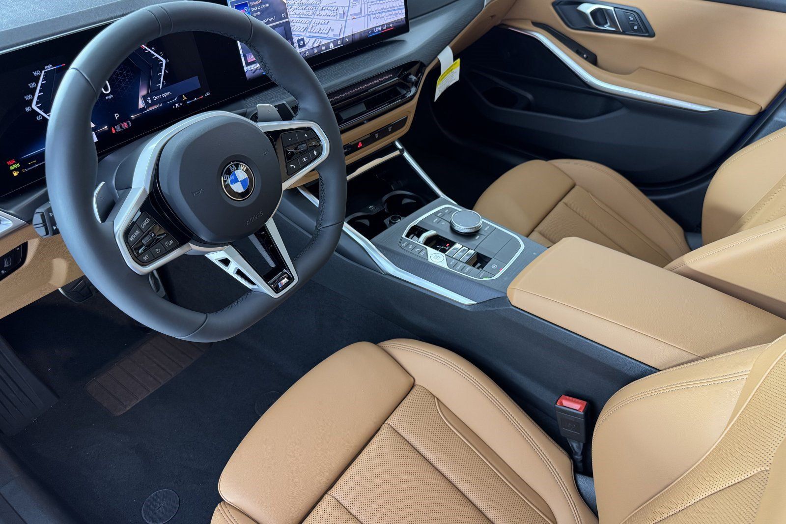 New 2026 BMW 330i Sedan w/ M Sport Package RWD image 4