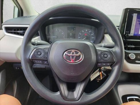 Used 2024 Toyota Corolla LE FWD image 15
