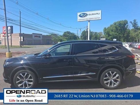 Used 2024 Acura MDX SH-AWD w/ Technology Package image 8