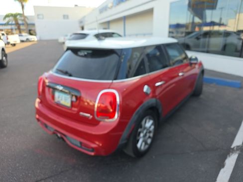 Used 2016 MINI Cooper S image 5
