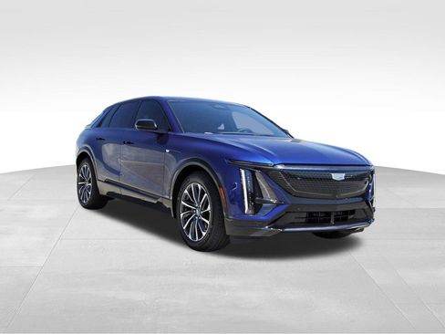 New 2026 Cadillac Lyriq Sport image 1