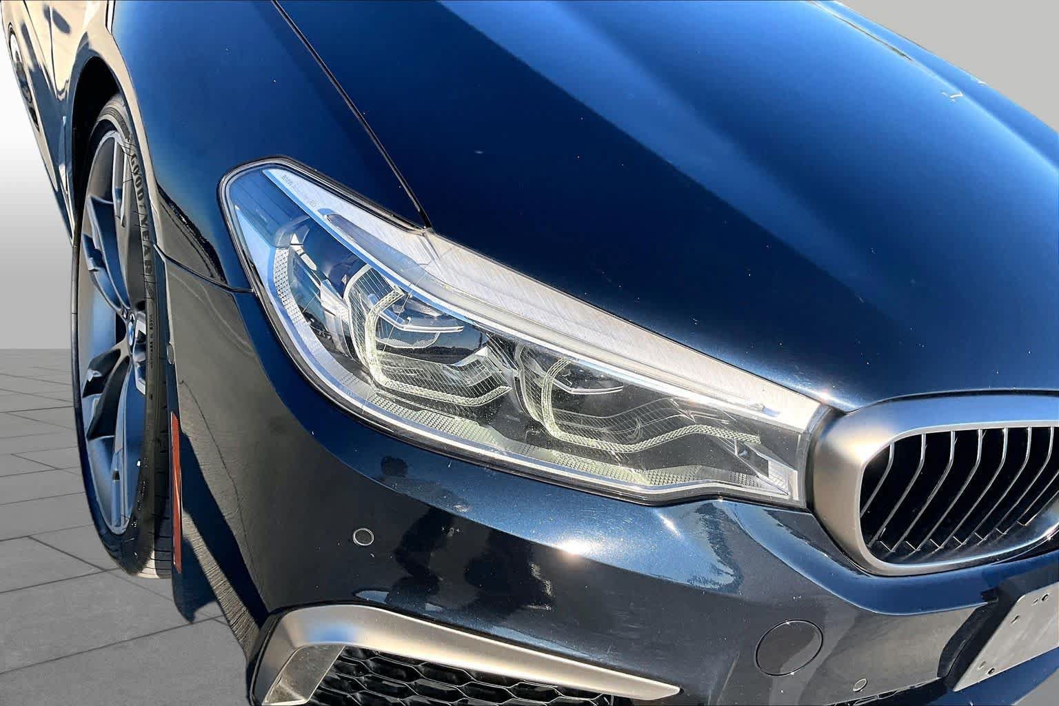 Used 2020 BMW M550i xDrive AWD/4WD image 27