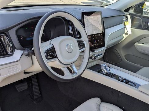 New 2026 Volvo XC60 T8 Ultra w/ Protection Package Premier image 7