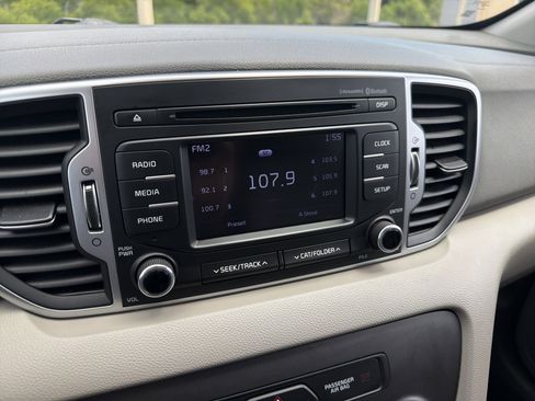 Certified 2018 Kia Sportage LX image 23