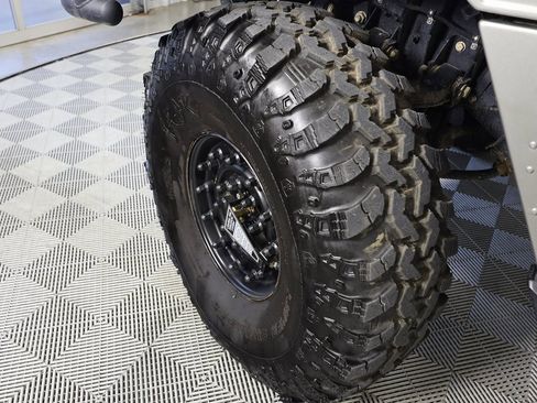 Used 1998 HUMMER H1 Wagon image 28