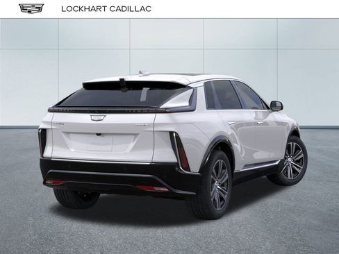 New 2025 Cadillac Lyriq Luxury image 4