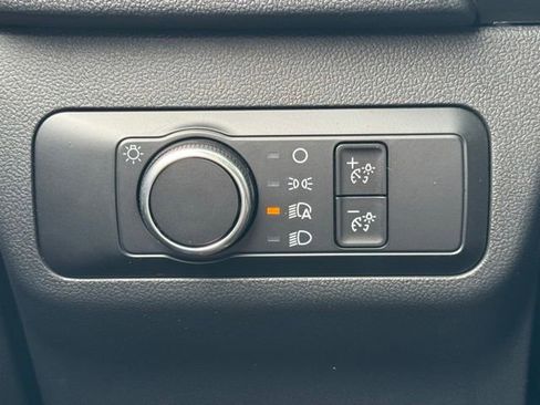 Used 2025 Ford Escape Active AWD/4WD image 37