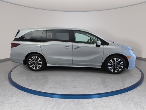 New 2026 Honda Odyssey Elite image 4