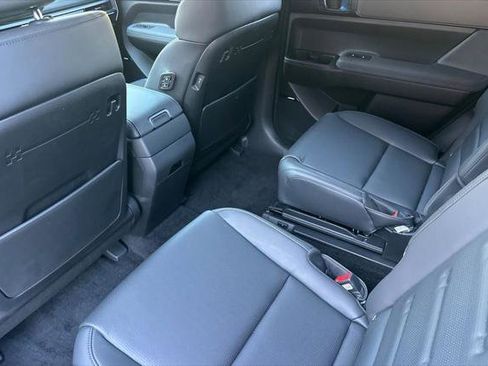 New 2025 Hyundai Santa Fe Calligraphy image 9