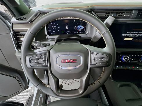 New 2026 GMC Sierra 3500 AT4 w/ AT4 Premium Plus Package image 10