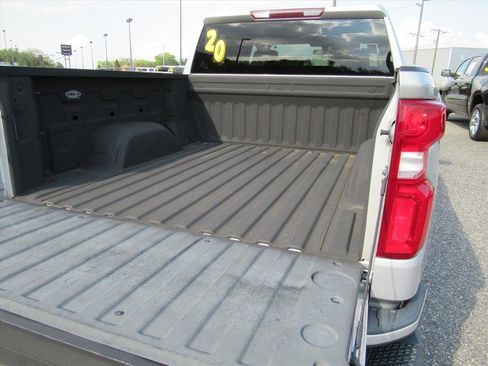 Used 2020 Chevrolet Silverado 1500 Custom w/ Custom Value Package image 27