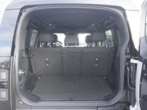 New 2026 Land Rover Defender 110 X image 31