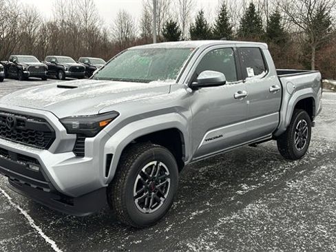 New 2026 Toyota Tacoma TRD Sport image 2